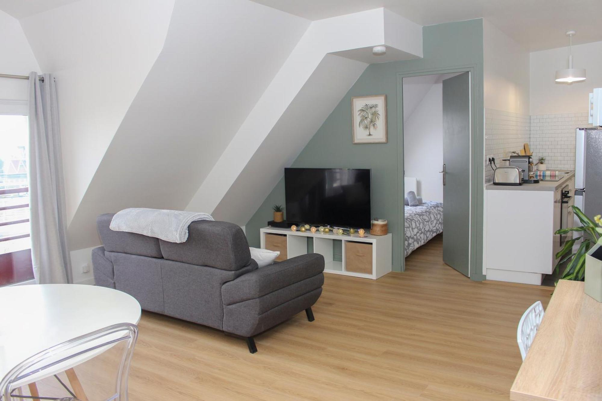 Appartement Entier *Au Pied De La Gare* ฌูวิซี-ซูร์-รอจ ภายนอก รูปภาพ